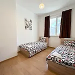 Seaside 2br